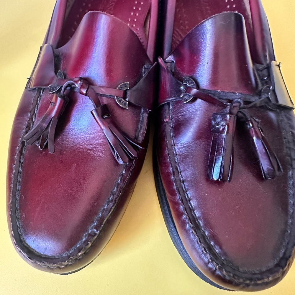 GH Bass Tassel Loafers in maroon - Picture 3 of 8